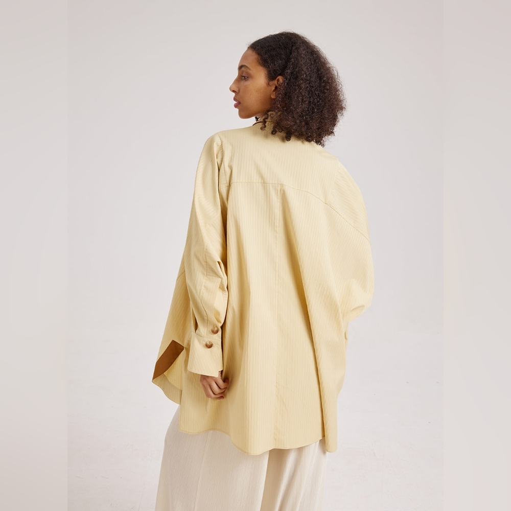 Nap Fantastic Curved Hem Blouse Pastel Butter Yellow Size Large - Picture 3 of 16